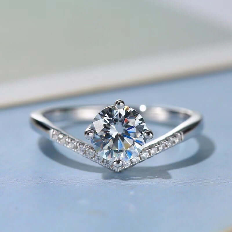 S925 Silver Simulated Moissanite Diamond RingCJLX233698403CXS925 Silver Simulated Moissanite Diamond Ring