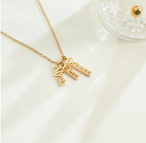 Customized Vertical Name Necklace Personalized Hang Tag Name Jewelry Gift For Mom