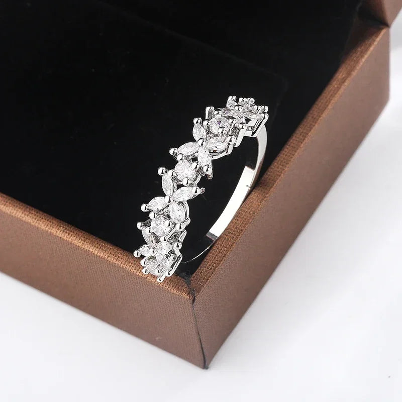 Luxury Female Small Natural Diamond Stone Ring