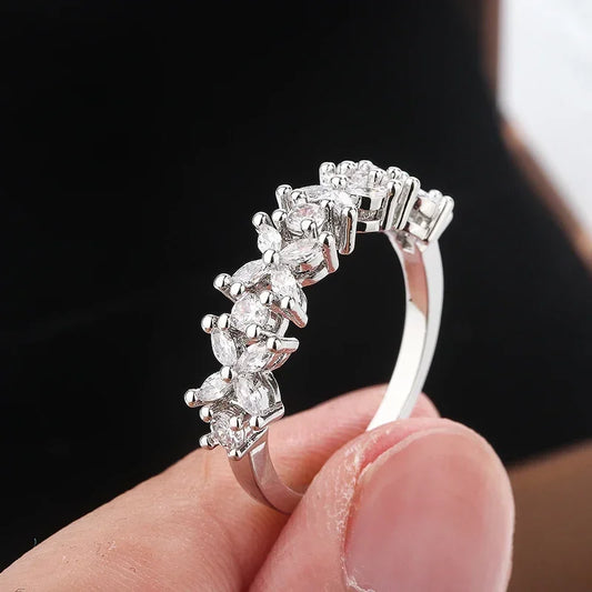 Luxury Female Small Natural Diamond Stone Ring