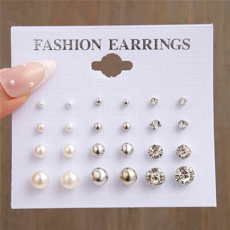 Women’s Pearl & Stud Earrings Set