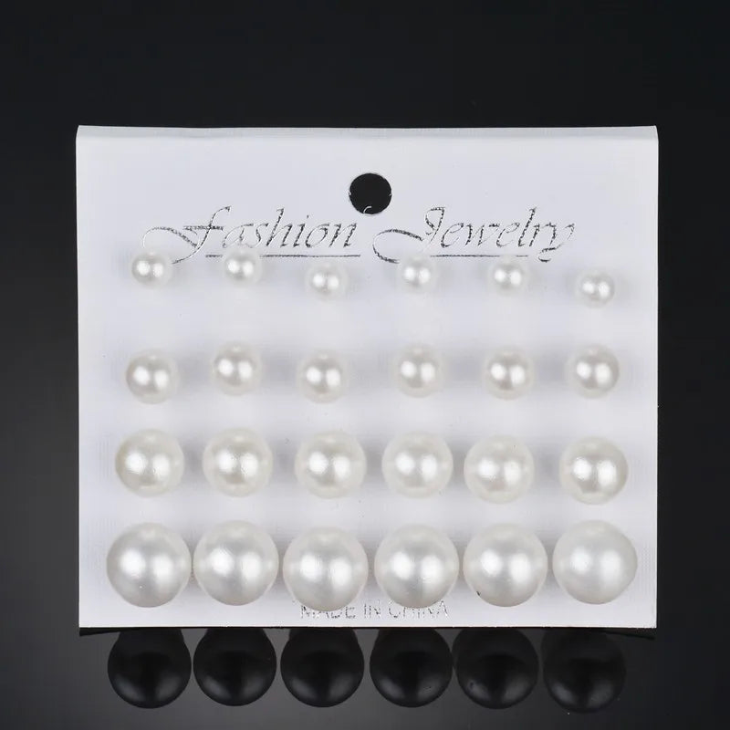 Women’s Pearl & Stud Earrings Set