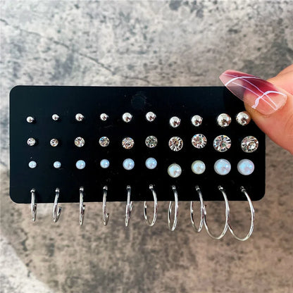 Women’s Pearl & Stud Earrings Set