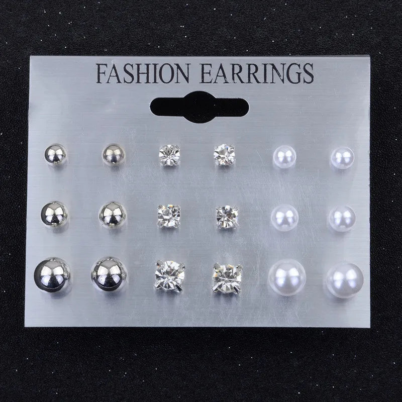 Women’s Pearl & Stud Earrings Set