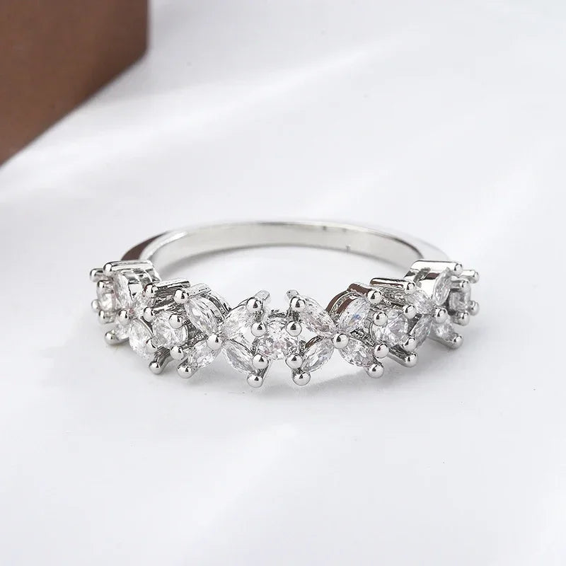 Luxury Female Small Natural Diamond Stone Ring